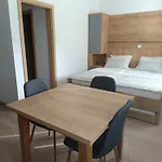 Haler Πανσιόν Podčetrtek