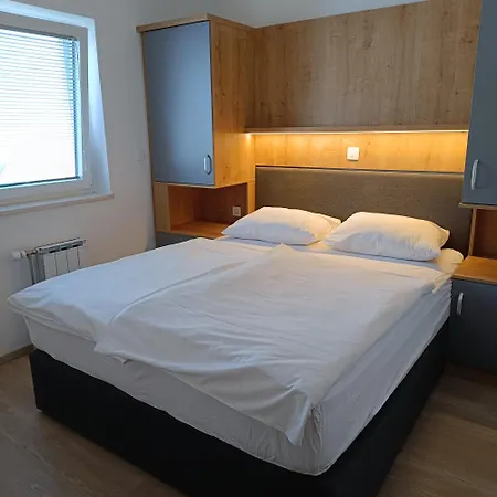 Haler Podcetrtek