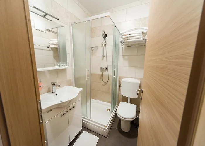 Haler 게스트하우스 3*